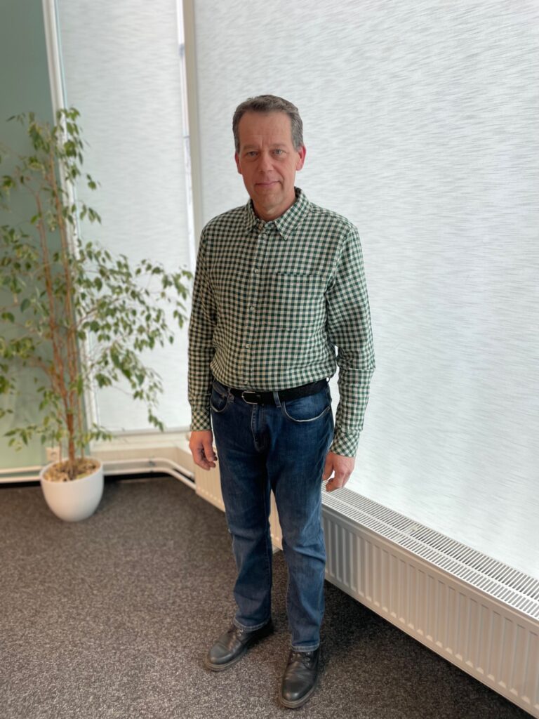Mika lugu, Mika lugu — Kaalulangetuskliinik Mika otsustas pöörduda Health Clinicu poole ning talle tehti Sleeve operatsioon. Tänaseks on ta kaotanud 25 kilogrammi ning tunneb end suurepäraselt. Hiljutisel järelkontrollil soovis ta oma teekonda jagada – julgustuseks kõigile, kes kaaluvad sarnast sammu tervema elu suunas.